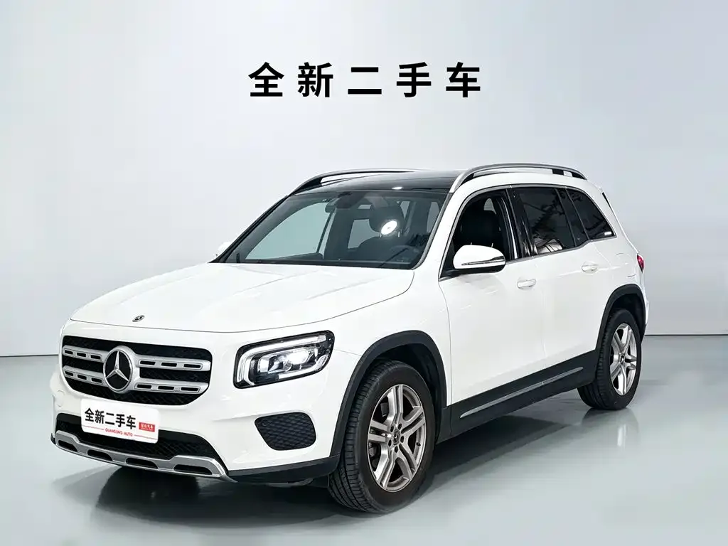 Mercedes-Benz GLB — фото 1