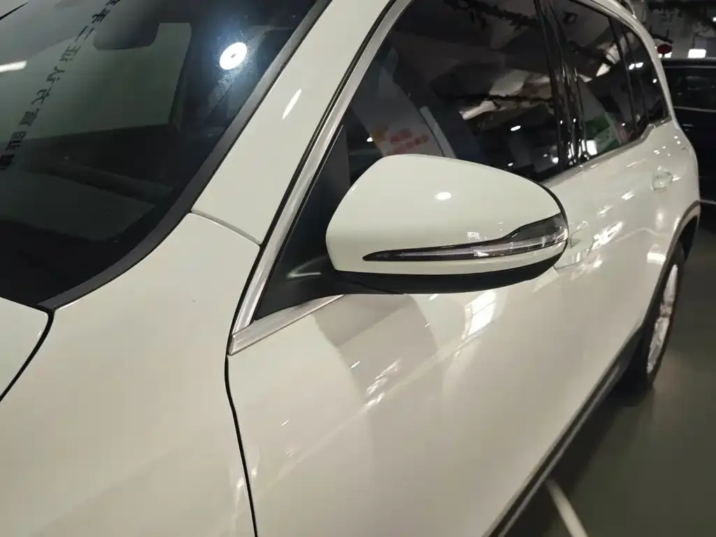 Mercedes-Benz GLB — фото 9
