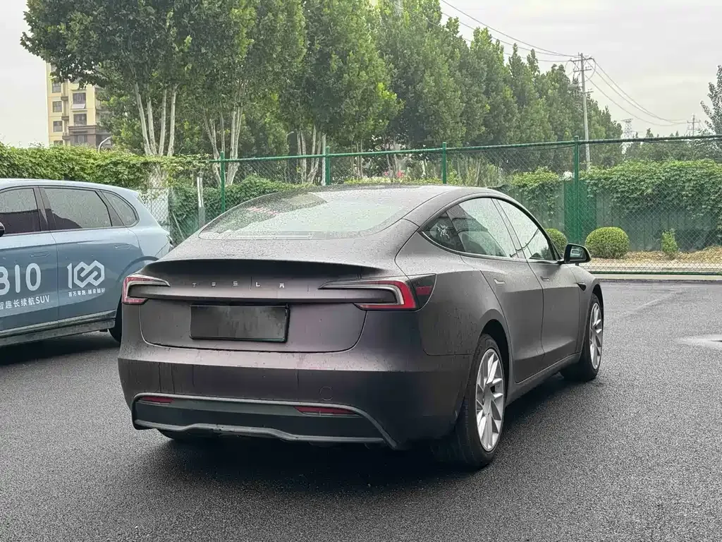 Tesla Model 3 — фото 7