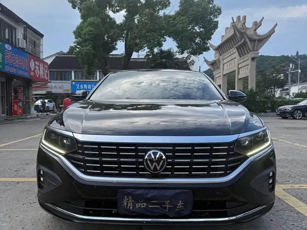 Volkswagen Passat — фото 6