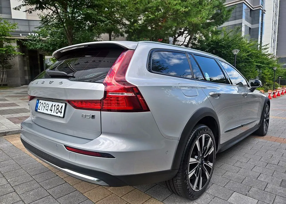 Volvo V60 — фото 6