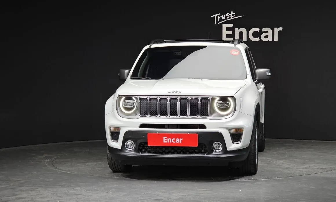 Jeep Renegade — фото 5