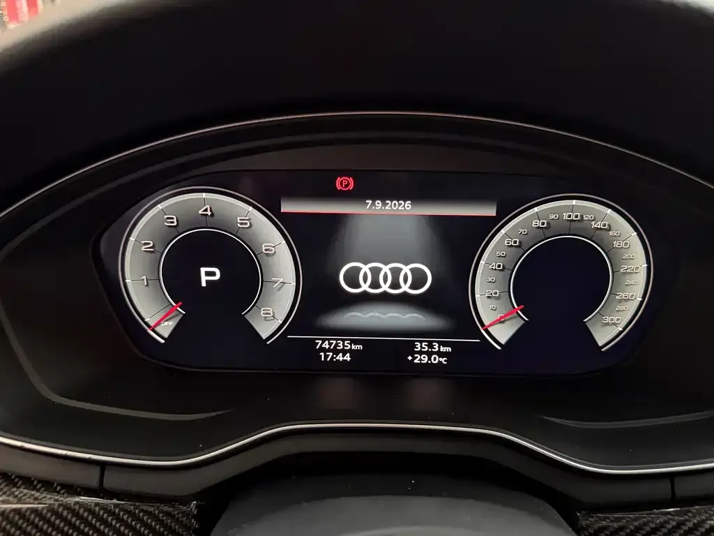 Audi A4L — фото 3