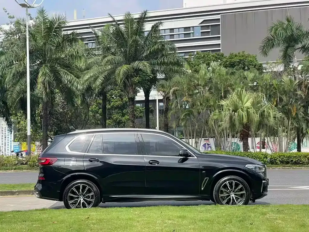 BMW X5 — фото 2