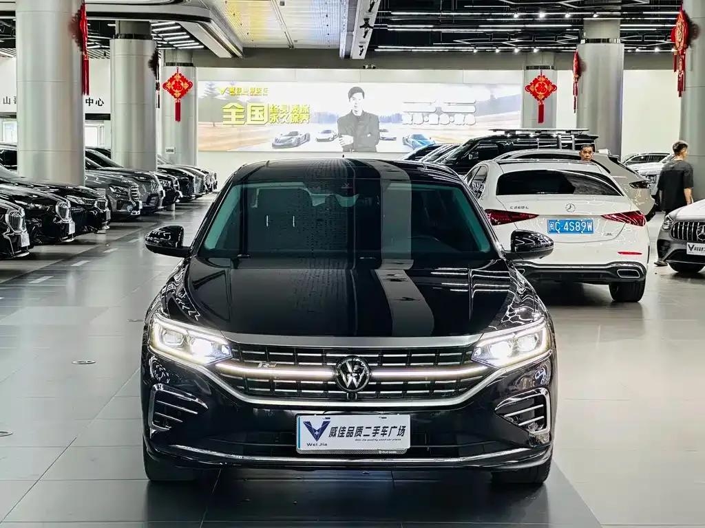 Volkswagen Passat — фото 4