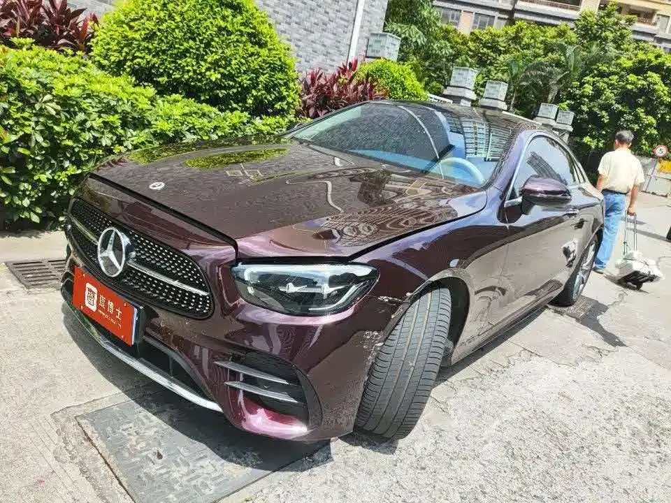 Mercedes-Benz E-Class (Import) — фото 1
