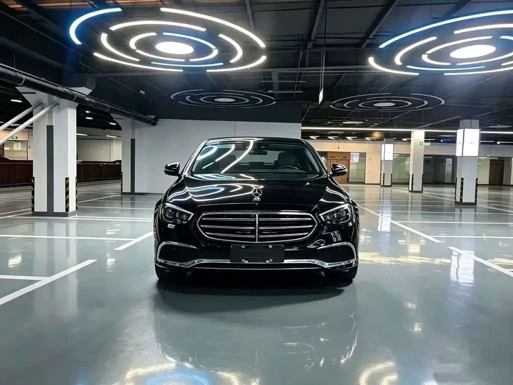Mercedes-Benz E-Class — фото 3