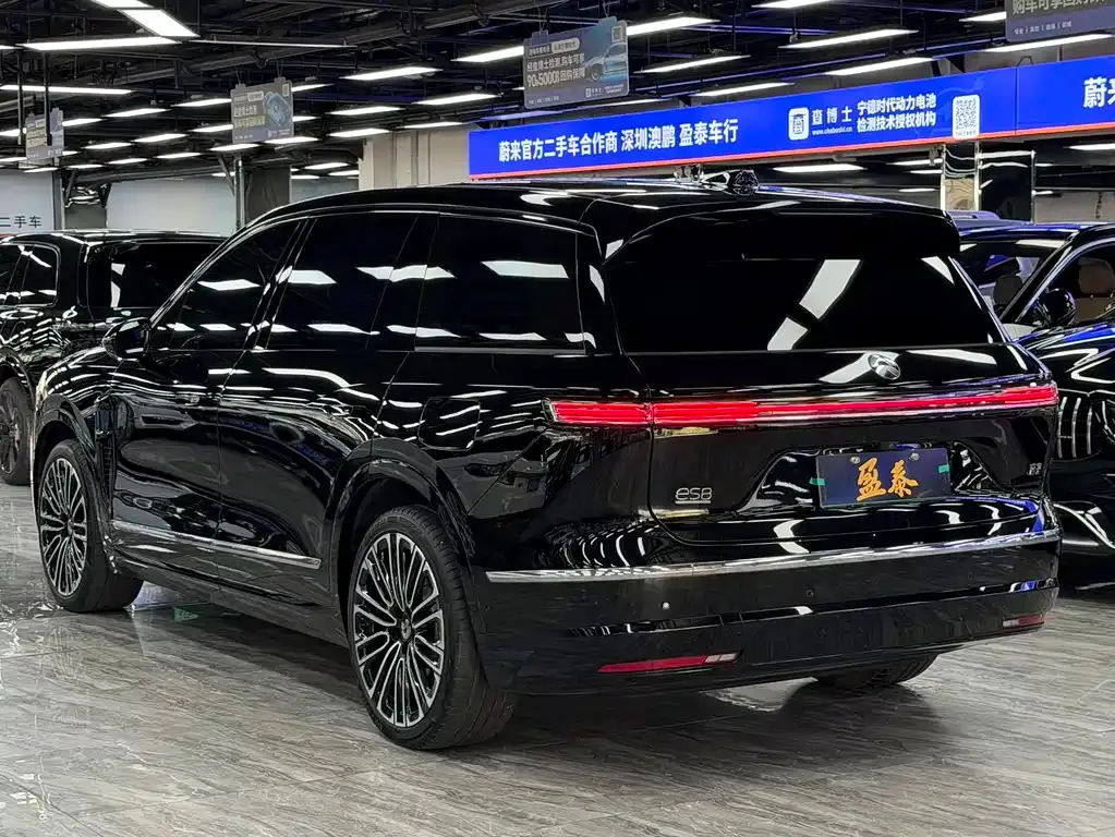 NIO ES8 — фото 4