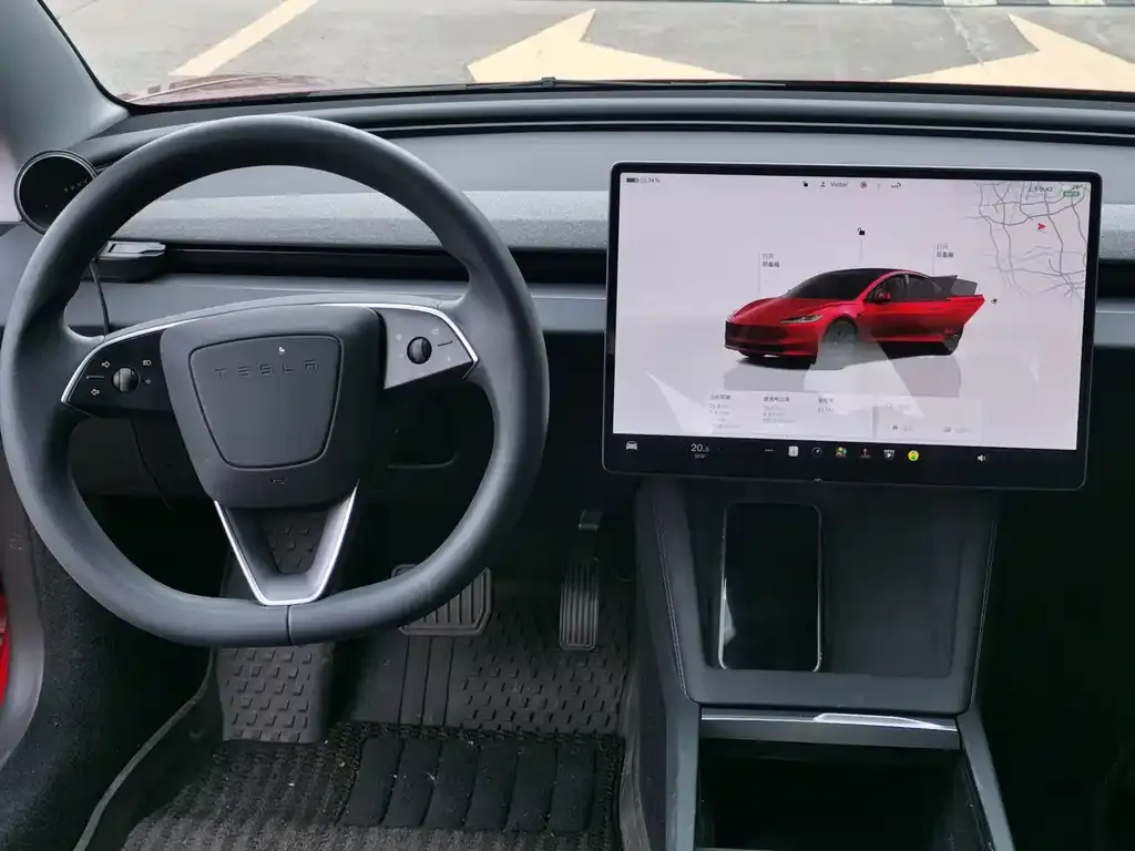 Tesla Model 3 — фото 4