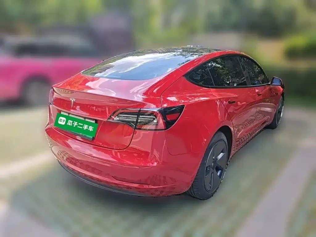 Tesla Model 3 — фото 5