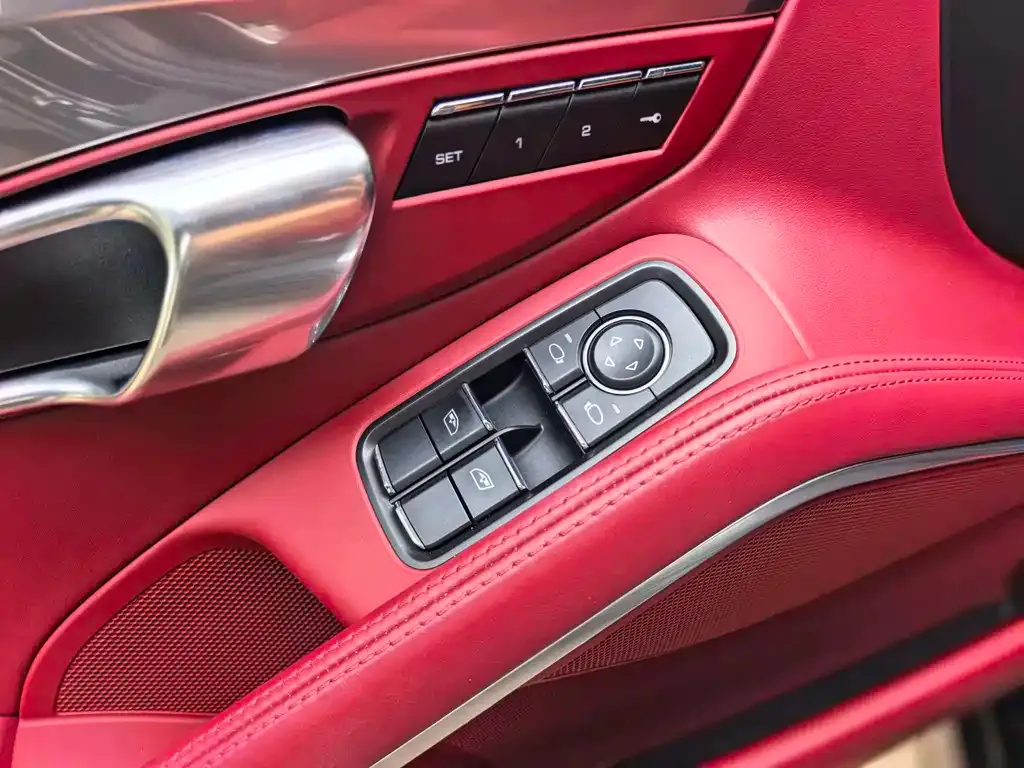 Porsche 718 — фото 4