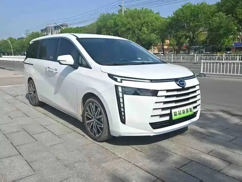 GAC Motor Trumpchi E8 — фото 4