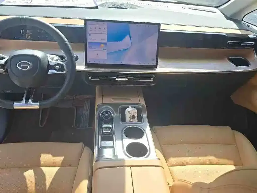 GAC Motor Trumpchi E8 — фото 3