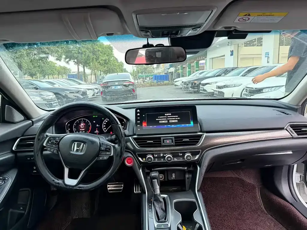 Honda Accord — фото 5