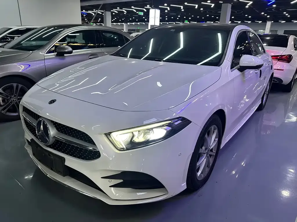 Mercedes-Benz A-Class — фото 1