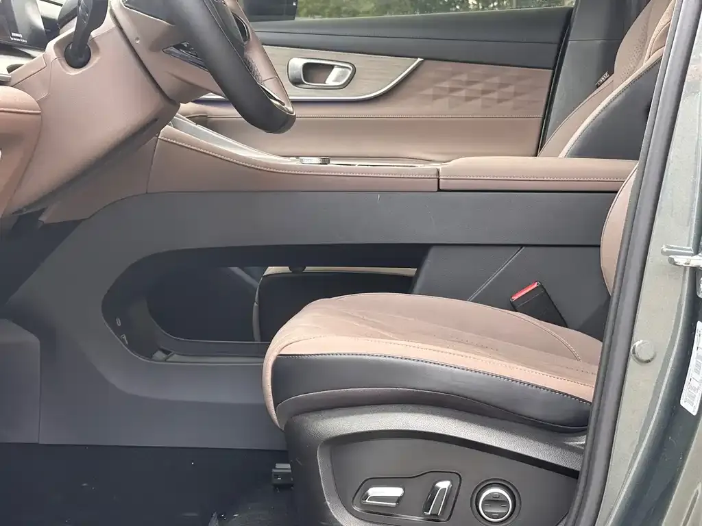 Chery Tiggo 8 PLUS — фото 4