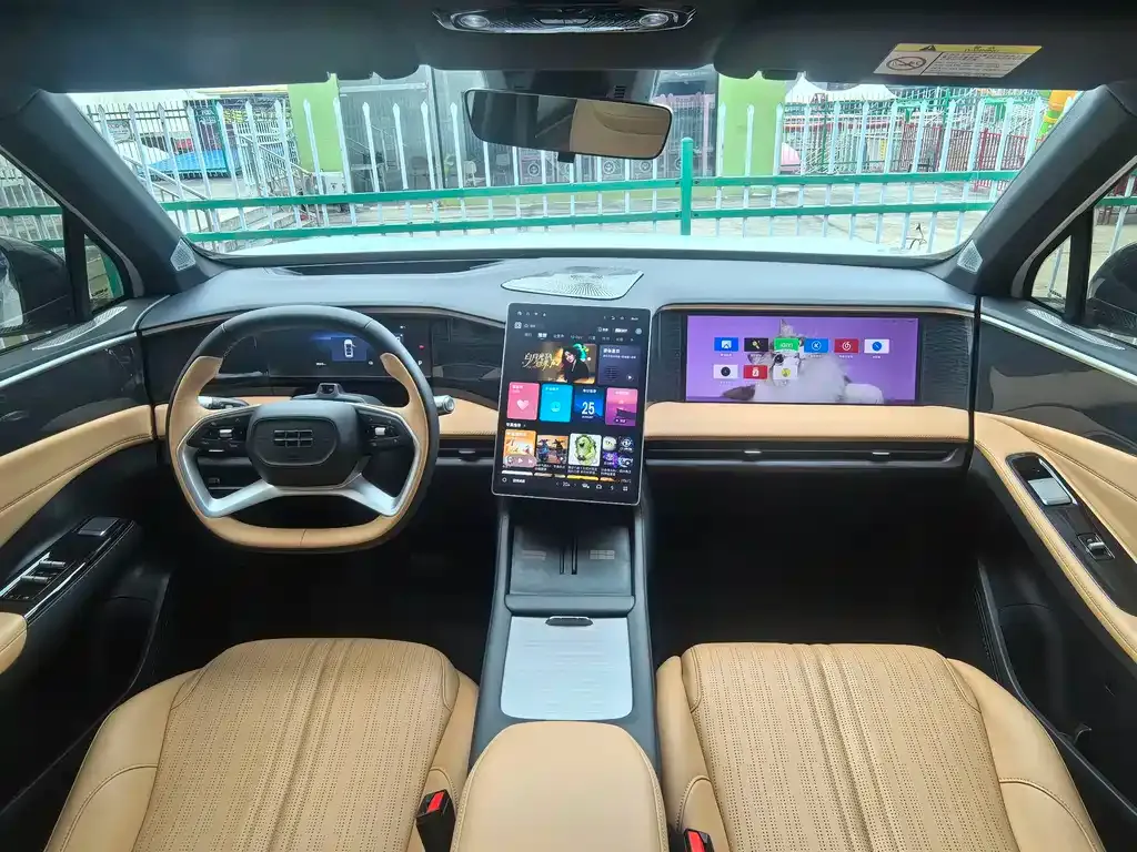 Geely Galaxy L7 — фото 7