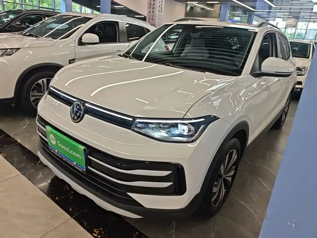 Volkswagen Tharu — фото 1