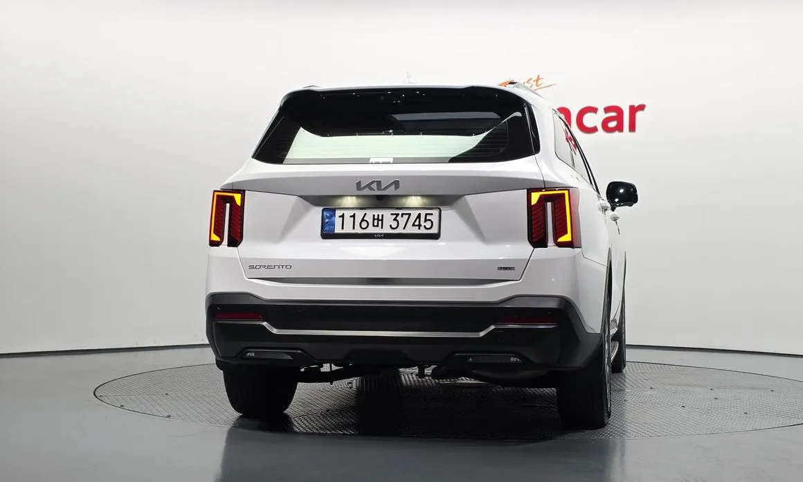 Kia Sorento — фото 6