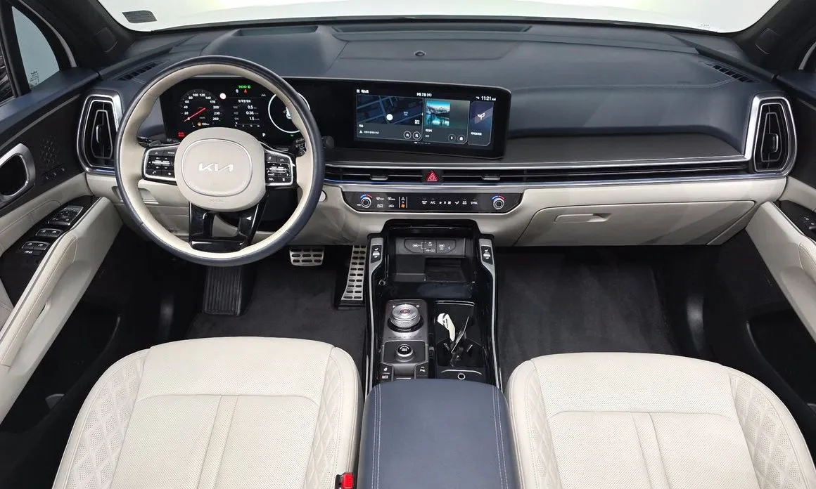 Kia Sorento — фото 9