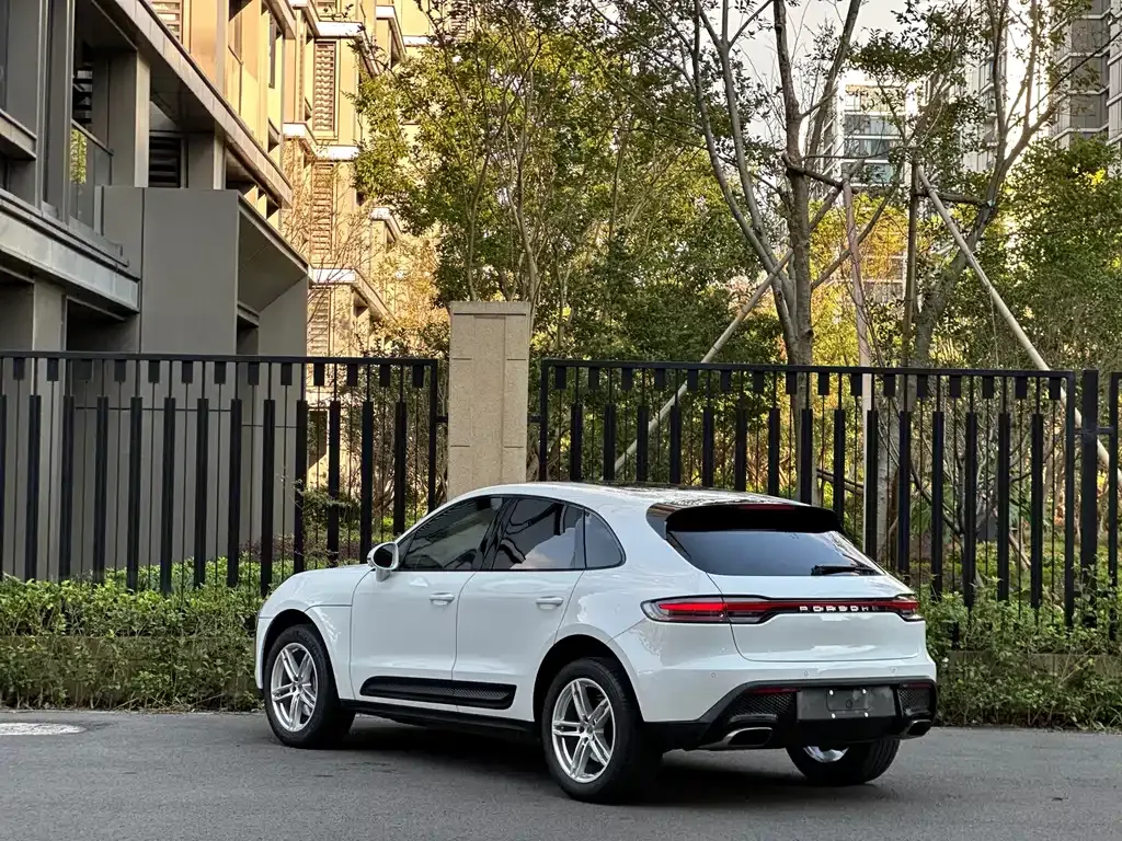 Porsche Macan — фото 5