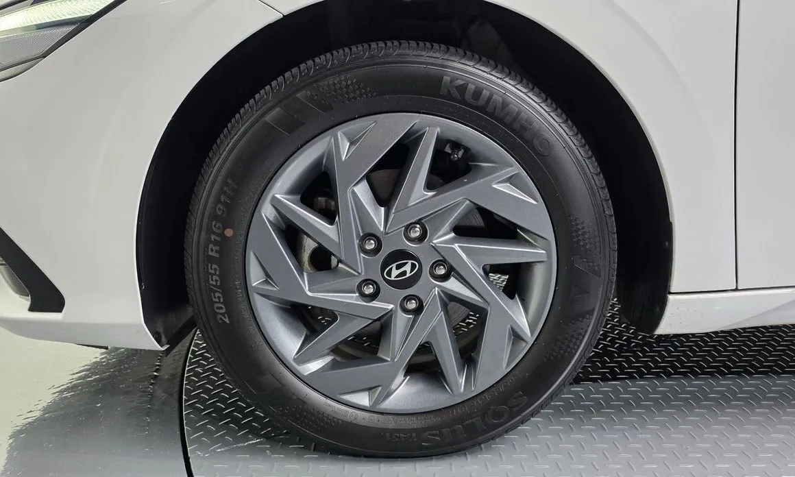Hyundai AVANTE — фото 6