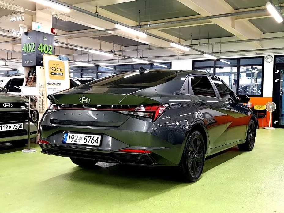 Hyundai AVANTE — фото 8