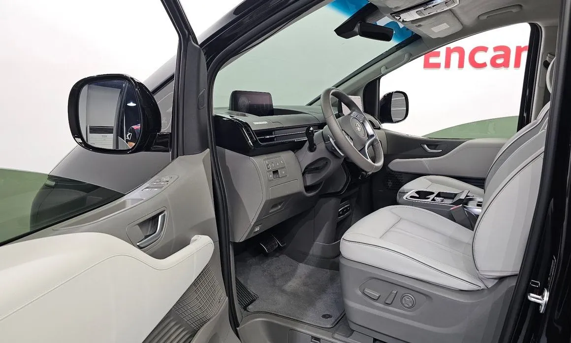 Hyundai Staria — фото 10