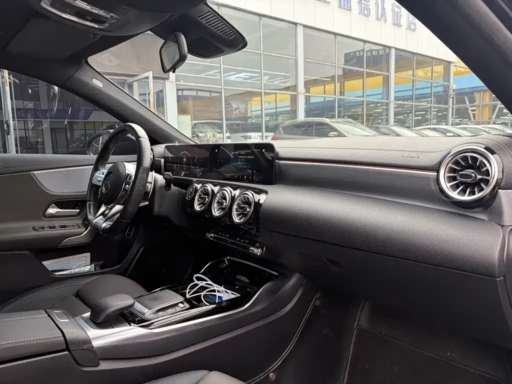 Mercedes-Benz A-Class AMG — фото 5
