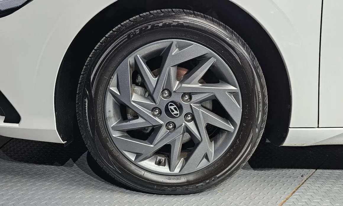 Hyundai AVANTE — фото 9