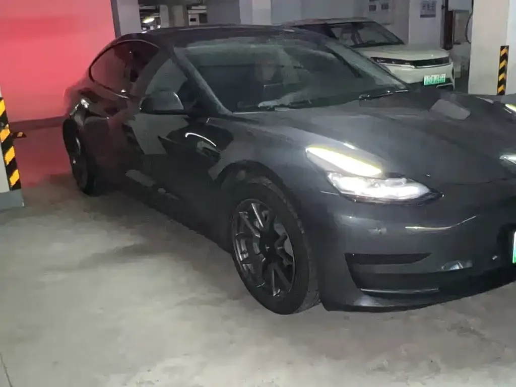 Tesla Model 3 — фото 2