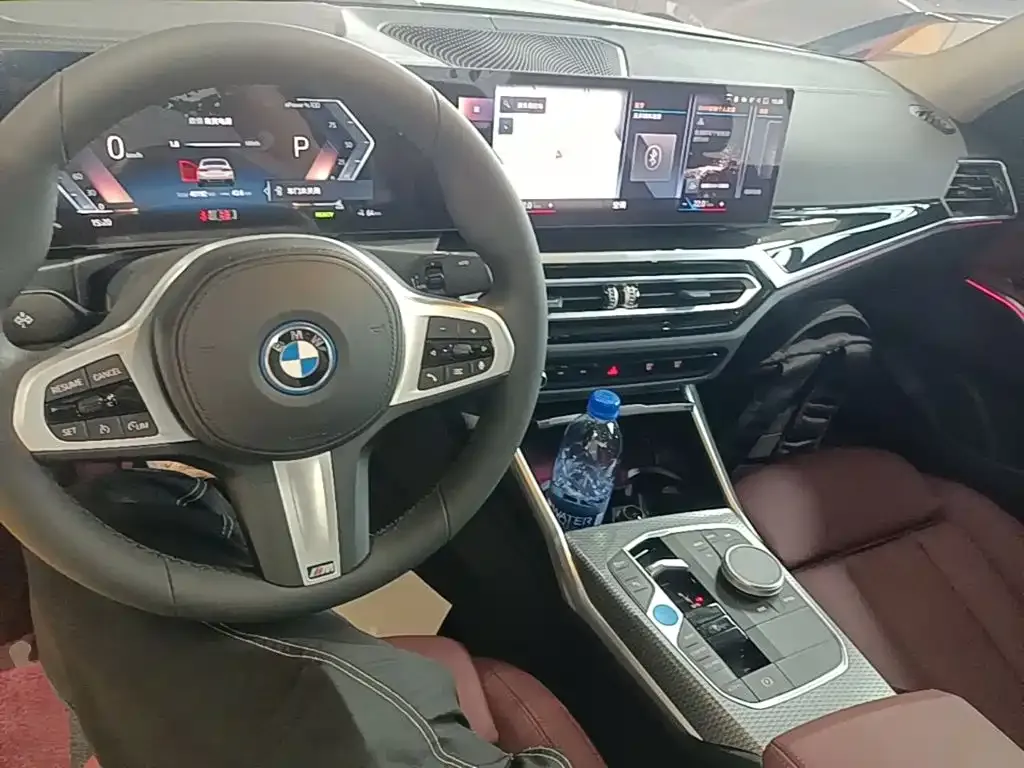 BMW i3 — фото 8
