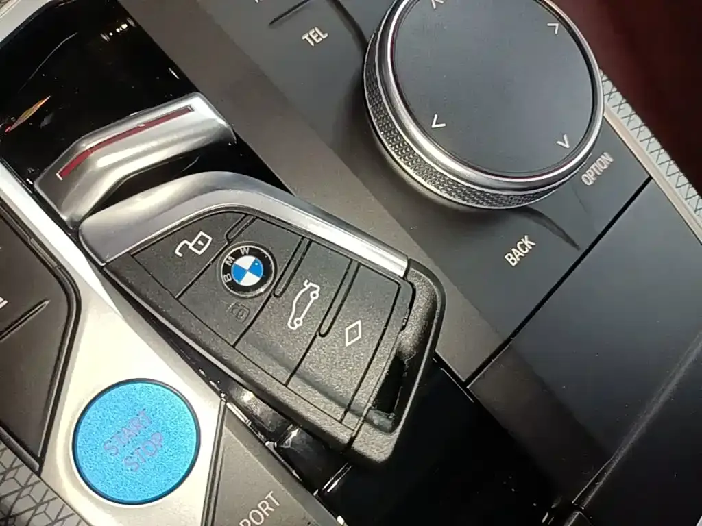 BMW i3 — фото 7