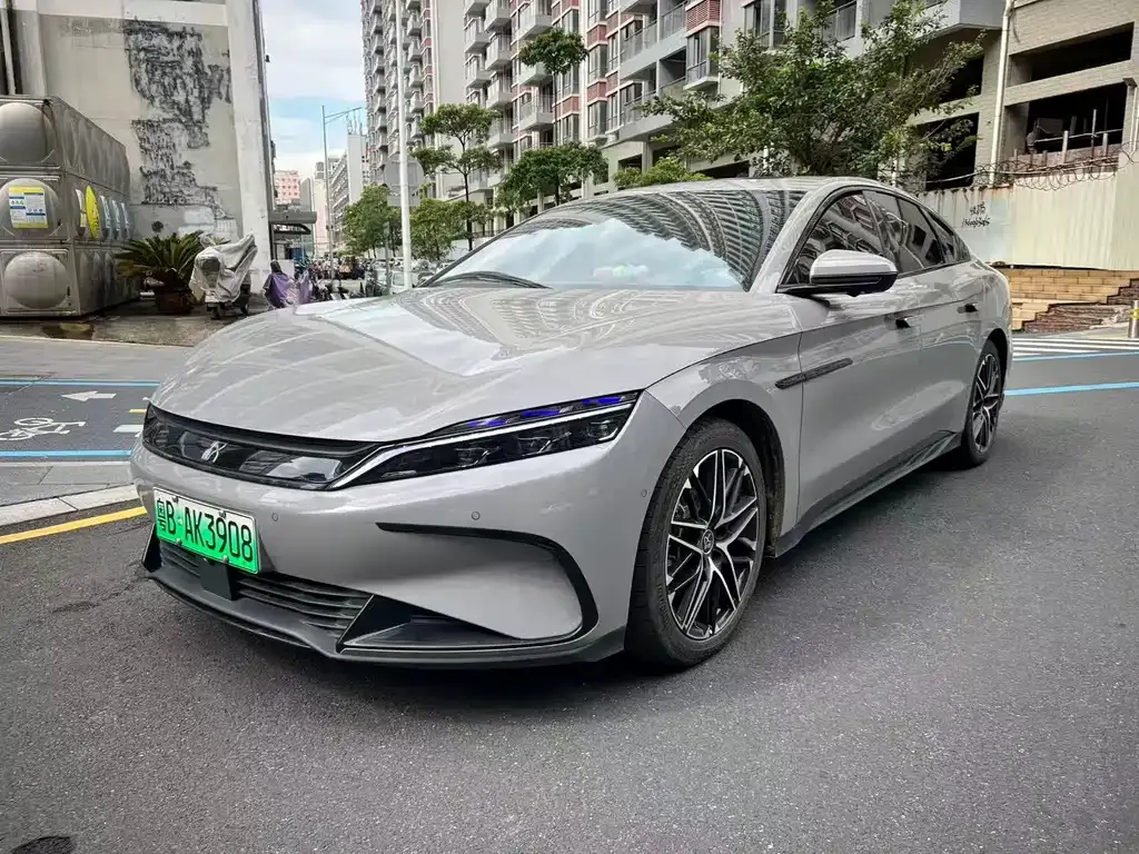 BYD Han — фото 1