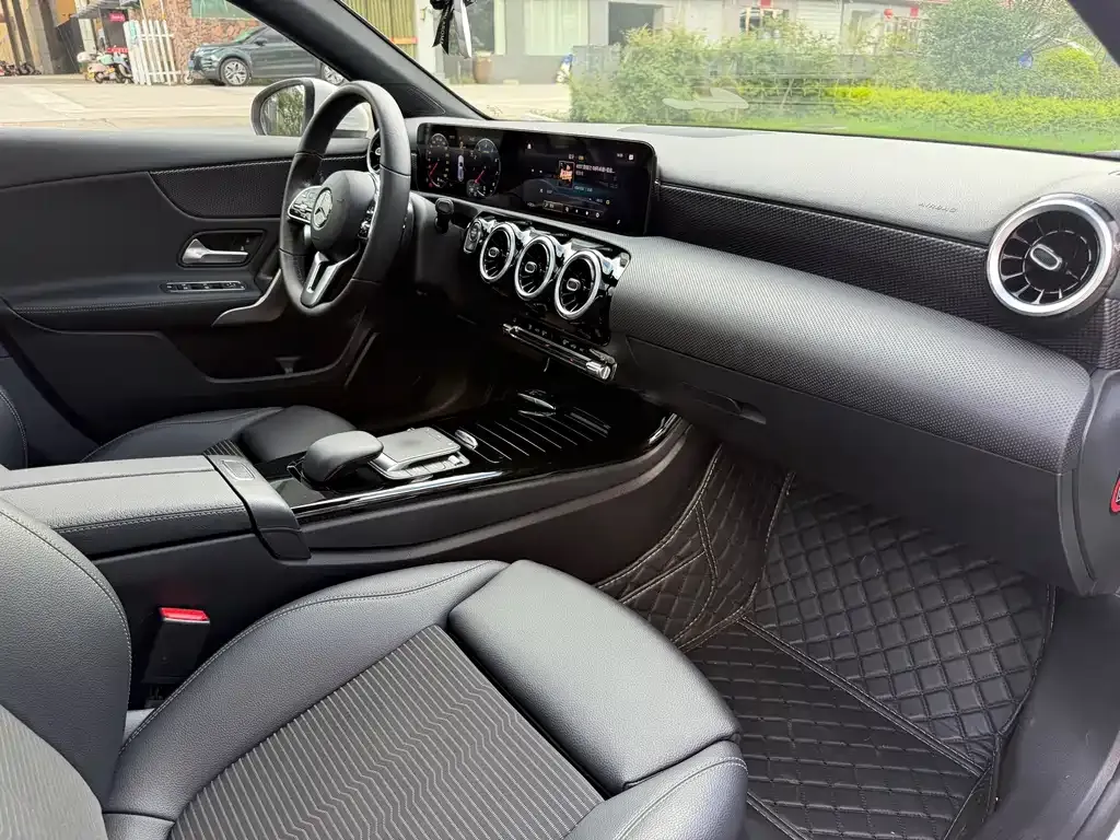 Mercedes-Benz A-Class (Import) — фото 8