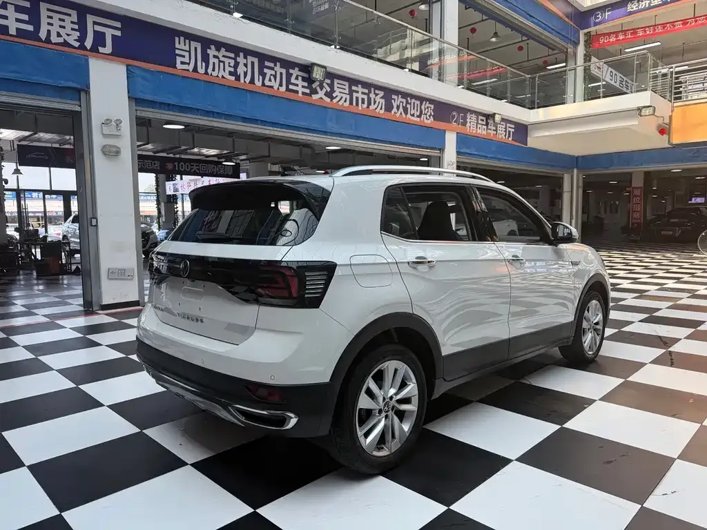 Volkswagen T-Cross — фото 4