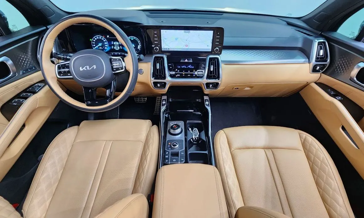 Kia Sorento — фото 10