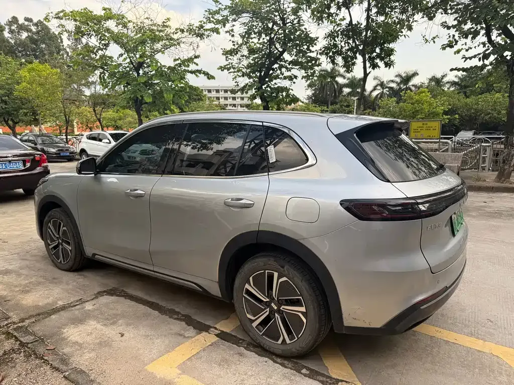 Geely Galaxy Xingjian 7 — фото 10