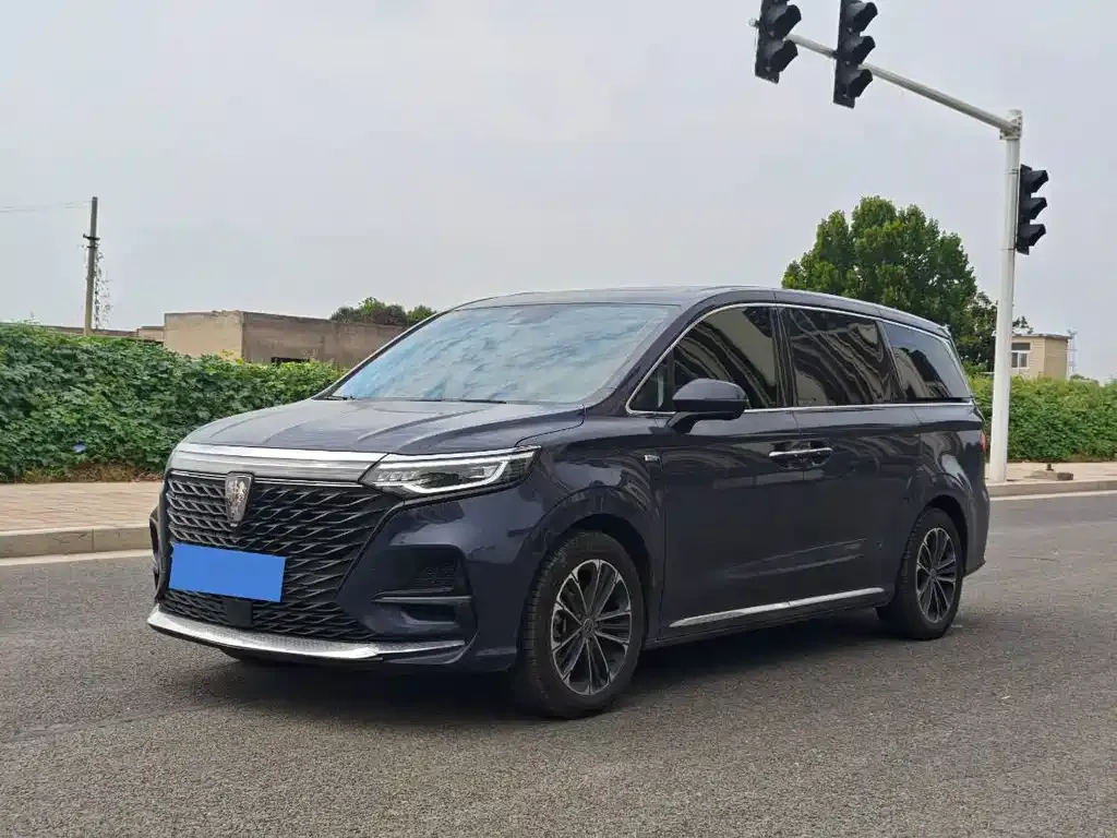 Roewe iMAX8 — фото 1