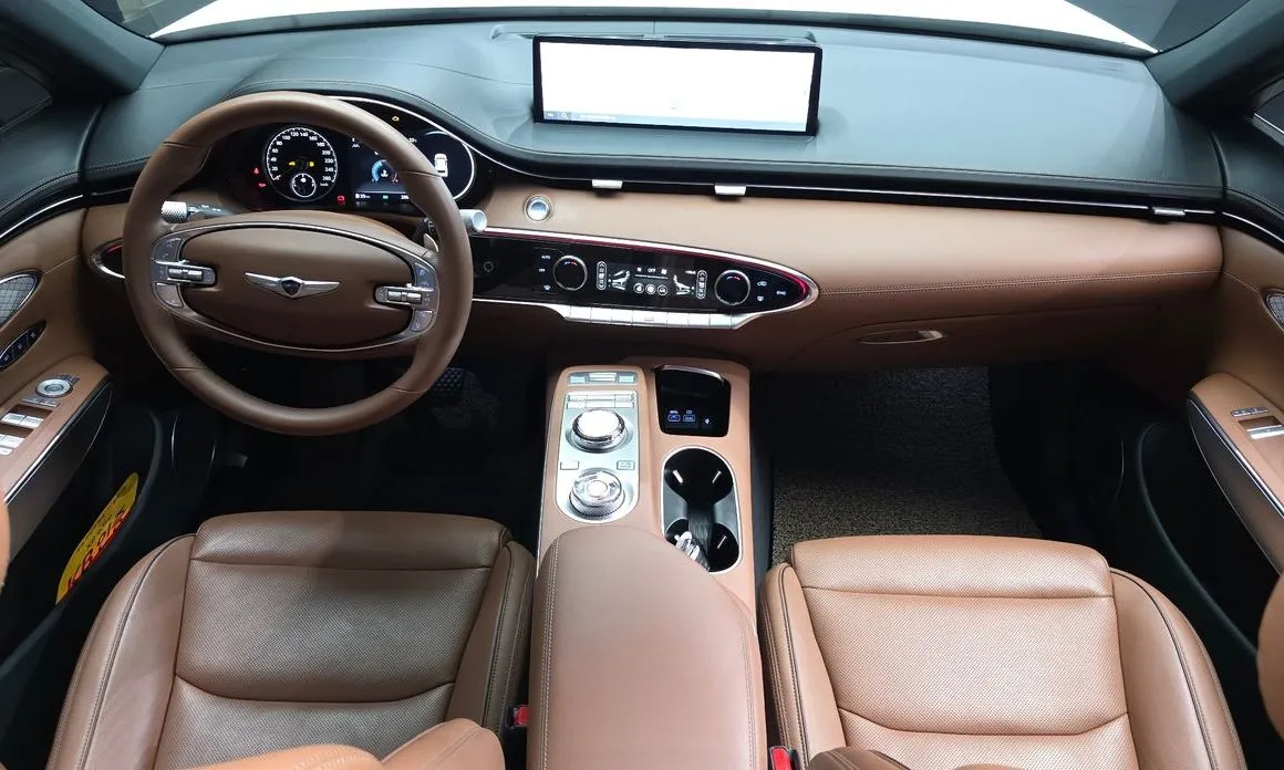 Genesis GV70 — фото 10