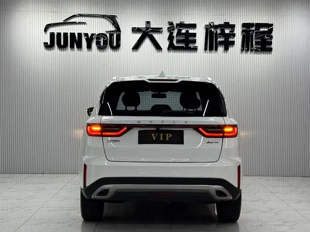 Geely Vision X6 — фото 8