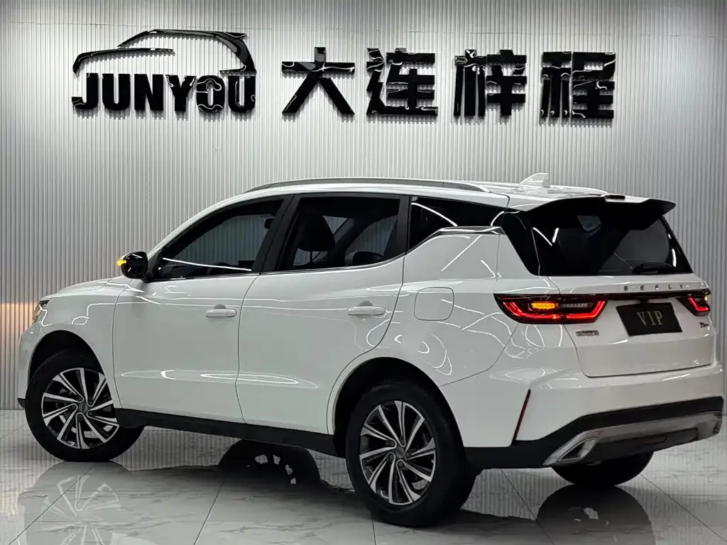 Geely Vision X6 — фото 5