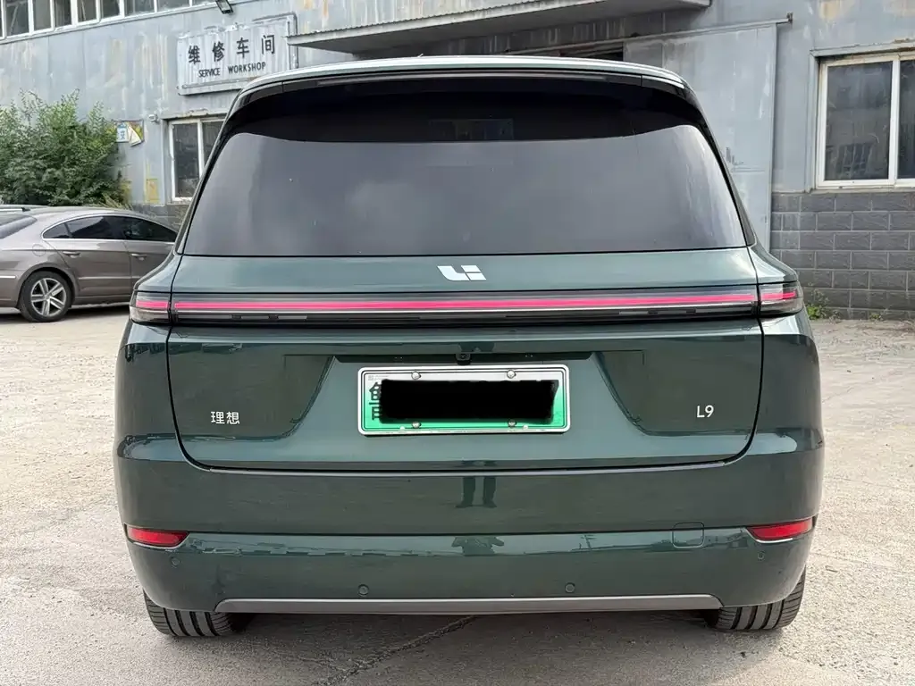 Li Auto L9 — фото 7