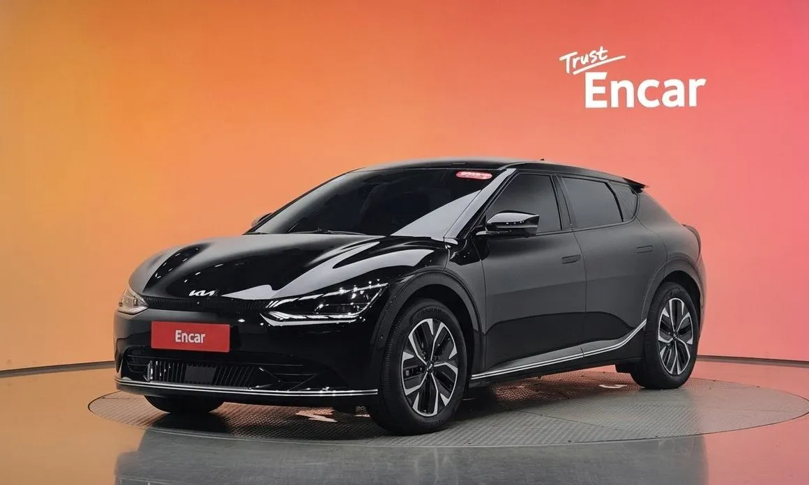Kia EV6 — фото 1