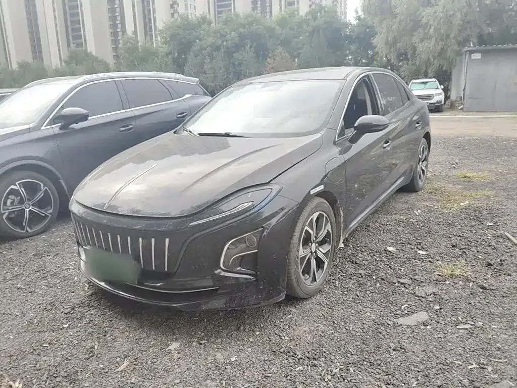 Hongqi E-QM5 — фото 1