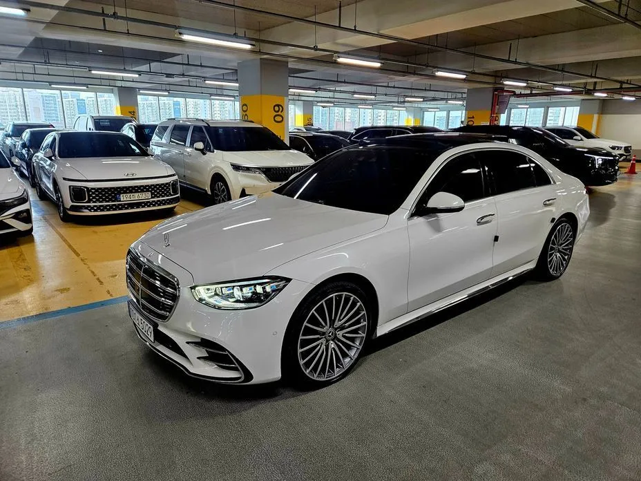 Mercedes-Benz S-Class — фото 1