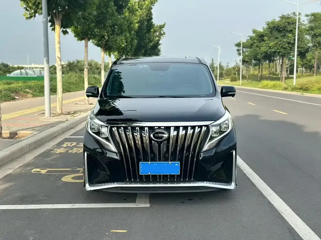 GAC Motor Trumpchi M8 — фото 8