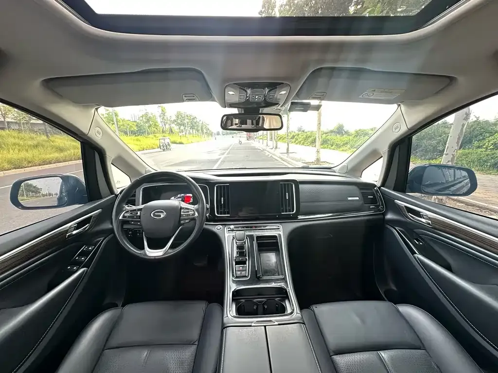 GAC Motor Trumpchi M8 — фото 2