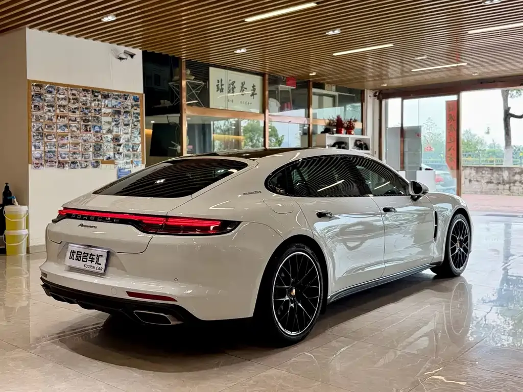 Porsche Panamera — фото 5