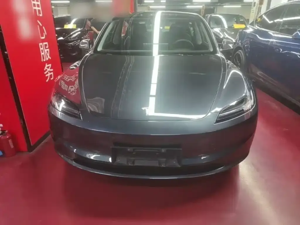 Tesla Model 3 — фото 7
